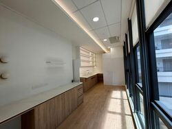 A'posh Bizhub (D27), Factory #560977431
